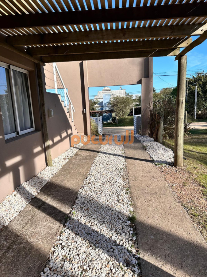 Casa ID.2666 - EXCEPCIONAL CASA EN MONTOYA ESTILO CONTEMPORANEO A ESCASOS METROS DEL MAR 