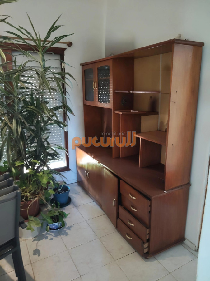 Casa ID.2857 - OPORTUNIDAD EN BARRIO LAS COOPERATIVAS CASA 3 DORM+2 BAÑOS CON COCHERA Y BARBACOA 