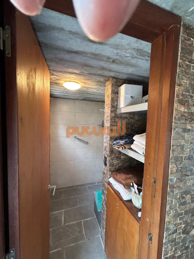 Chacra ID.2799 - LUGAR DE ENSUEÑO !!!!  VENDO CHACRA DE 14 HAS QUE YA NO SE ENCUENTRAN EN LA ZONA . CANCHA DE POLO , PICADERO Y CABALLERIZAS 