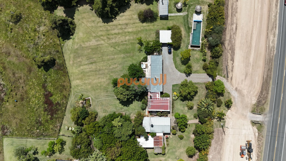 Chacra ID.2799 - LUGAR DE ENSUEÑO !!!!  VENDO CHACRA DE 14 HAS QUE YA NO SE ENCUENTRAN EN LA ZONA . CANCHA DE POLO , PICADERO Y CABALLERIZAS 