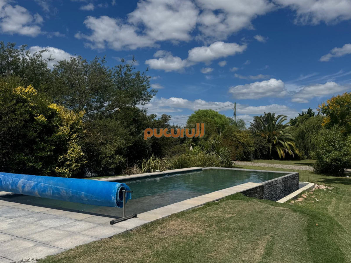 Chacra ID.2799 - LUGAR DE ENSUEÑO !!!!  VENDO CHACRA DE 14 HAS QUE YA NO SE ENCUENTRAN EN LA ZONA . CANCHA DE POLO , PICADERO Y CABALLERIZAS 