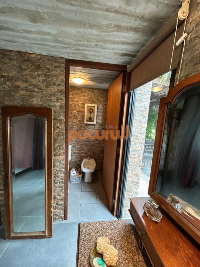 Chacra ID.2799 - LUGAR DE ENSUEÑO !!!!  VENDO CHACRA DE 14 HAS QUE YA NO SE ENCUENTRAN EN LA ZONA . CANCHA DE POLO , PICADERO Y CABALLERIZAS 