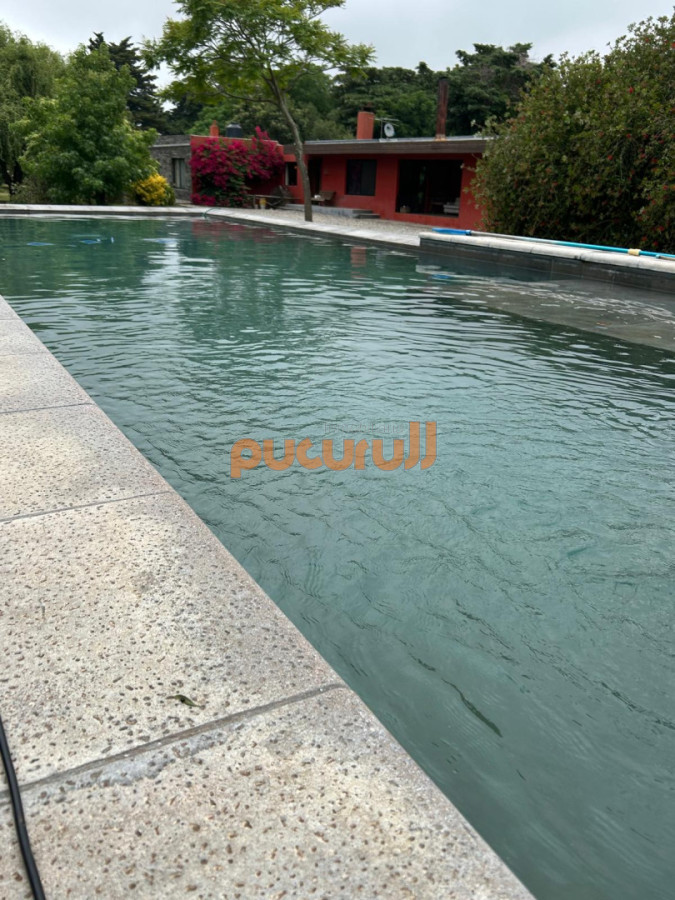 Chacra ID.2799 - LUGAR DE ENSUEÑO !!!!  VENDO CHACRA DE 14 HAS QUE YA NO SE ENCUENTRAN EN LA ZONA . CANCHA DE POLO , PICADERO Y CABALLERIZAS 