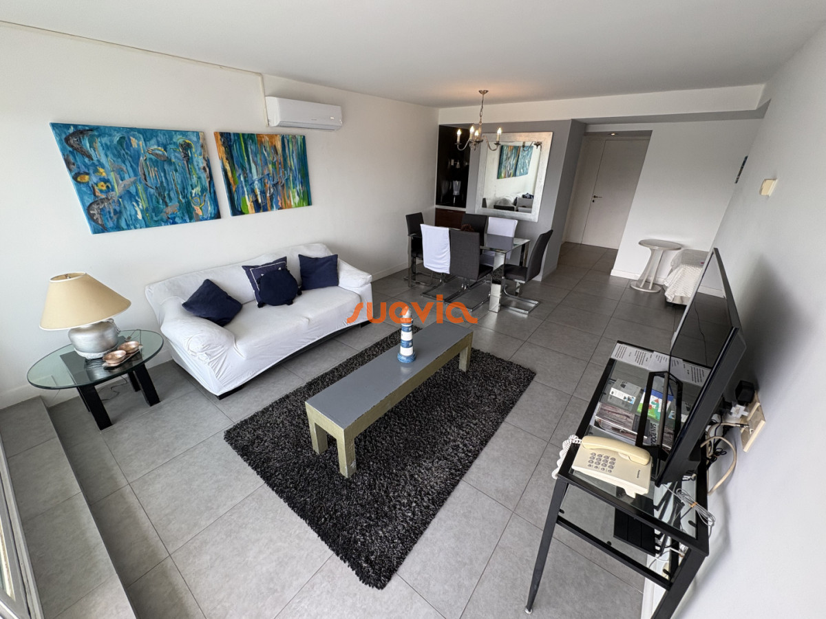 Apartamento ID.4609 -  Vendo Apto En Torre Yoo de 1 1/2 dormitorio Excelente Estado . Una Torre Con Todas Las Amenidades . No Deje De Perder Esta Oportunidad
