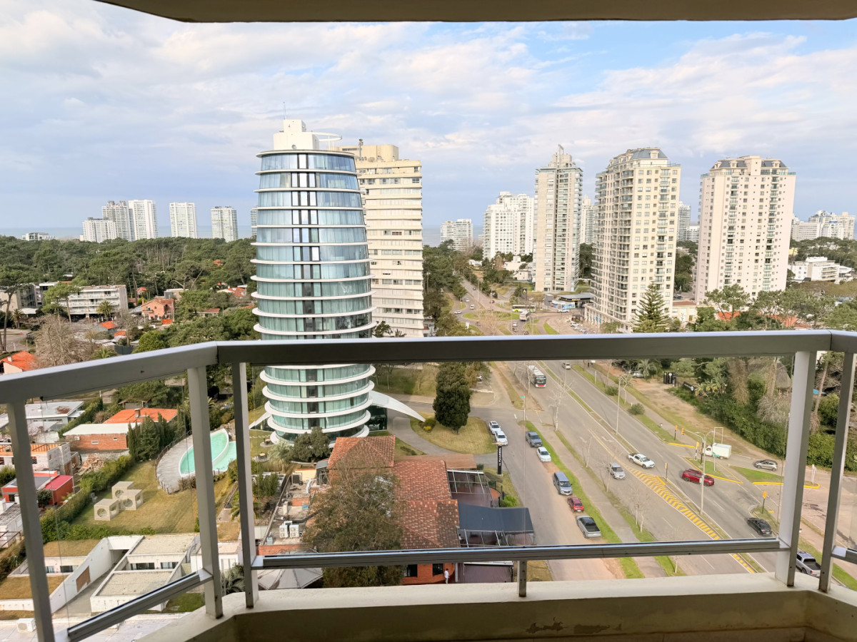  Apartamento de 3 dormitorios en Edificio Fontainebleau - Punta del Este