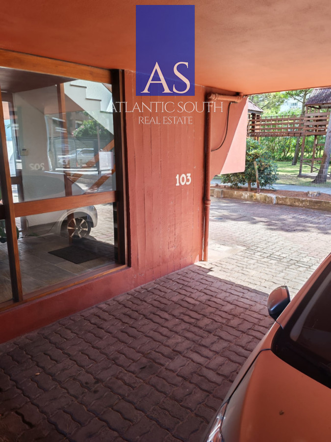 Apartamento ID.4615 - Oportunidad en Aidy Grill 2 Dormitorios con Cochera y Bajos Gastos