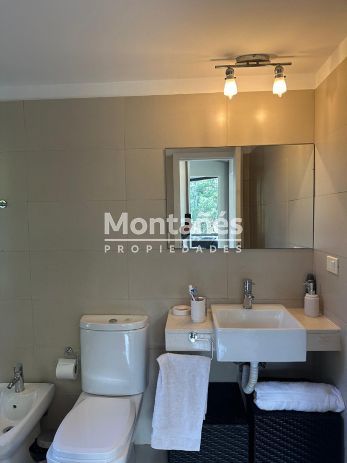 Apartamento ID.10595 - Muy Buen Apartamento En Edificio Unique, Punta del Este