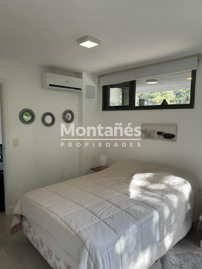 Apartamento ID.10595 - Muy Buen Apartamento En Edificio Unique, Punta del Este