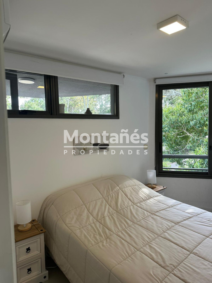 Apartamento ID.10595 - Muy Buen Apartamento En Edificio Unique, Punta del Este