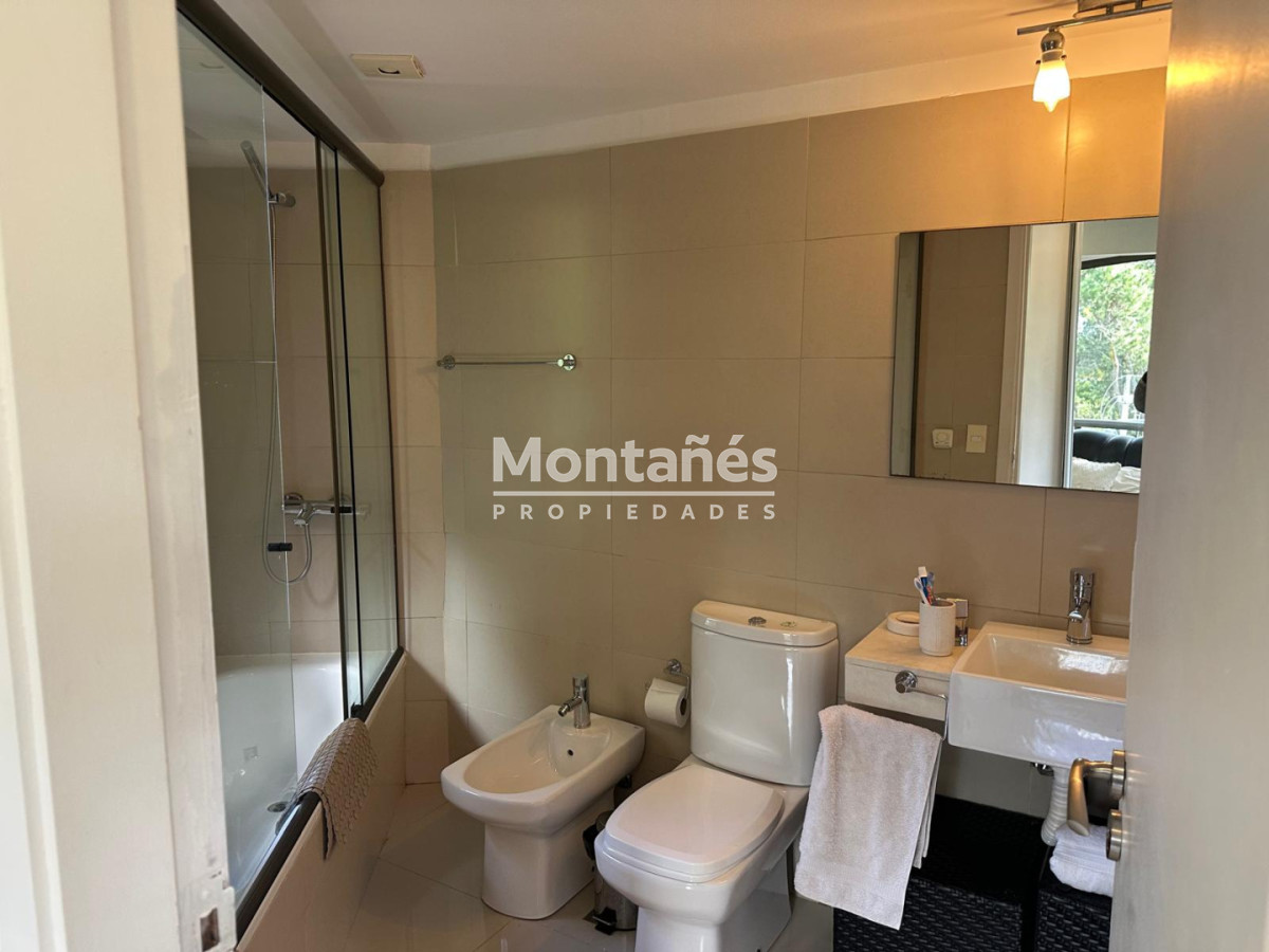 Apartamento ID.10595 - Muy Buen Apartamento En Edificio Unique, Punta del Este