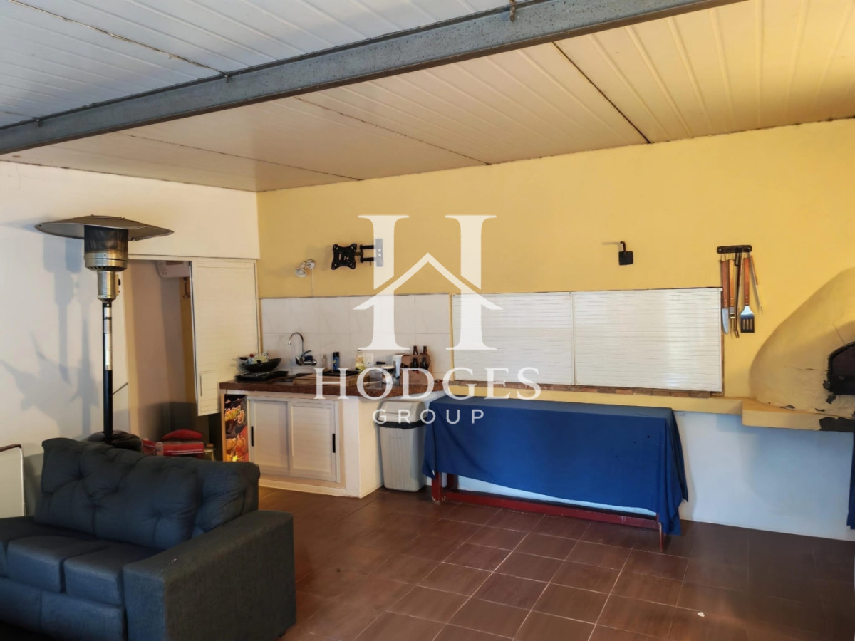 Casa ID.211 - Casa en Nuevo Cantegril 3 dorm+4 baños . Barbacoa Cerrada