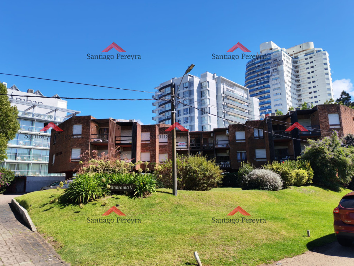 Apartamento ID.16939 - Oportunidad en Aidy Grill | 2 Dormitorios con Cochera y Bajos Gastos