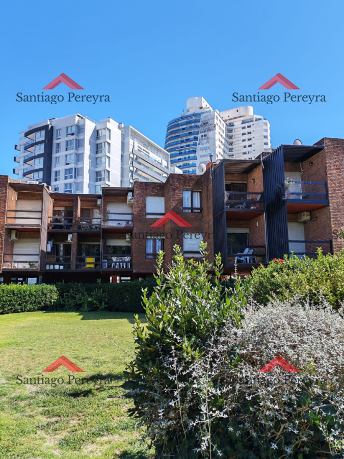 Apartamento ID.16939 - Oportunidad en Aidy Grill | 2 Dormitorios con Cochera y Bajos Gastos