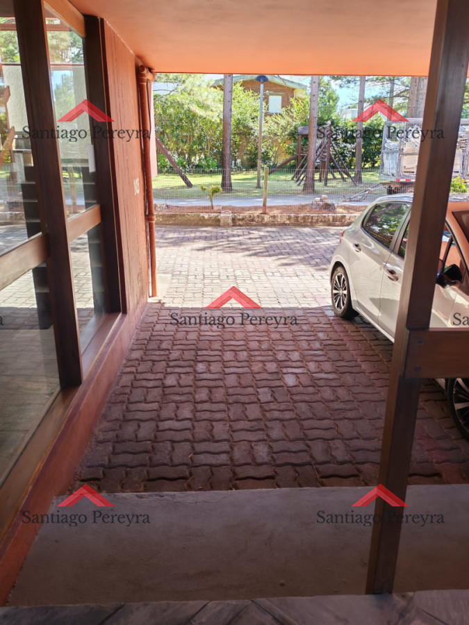 Apartamento ID.16939 - Oportunidad en Aidy Grill | 2 Dormitorios con Cochera y Bajos Gastos