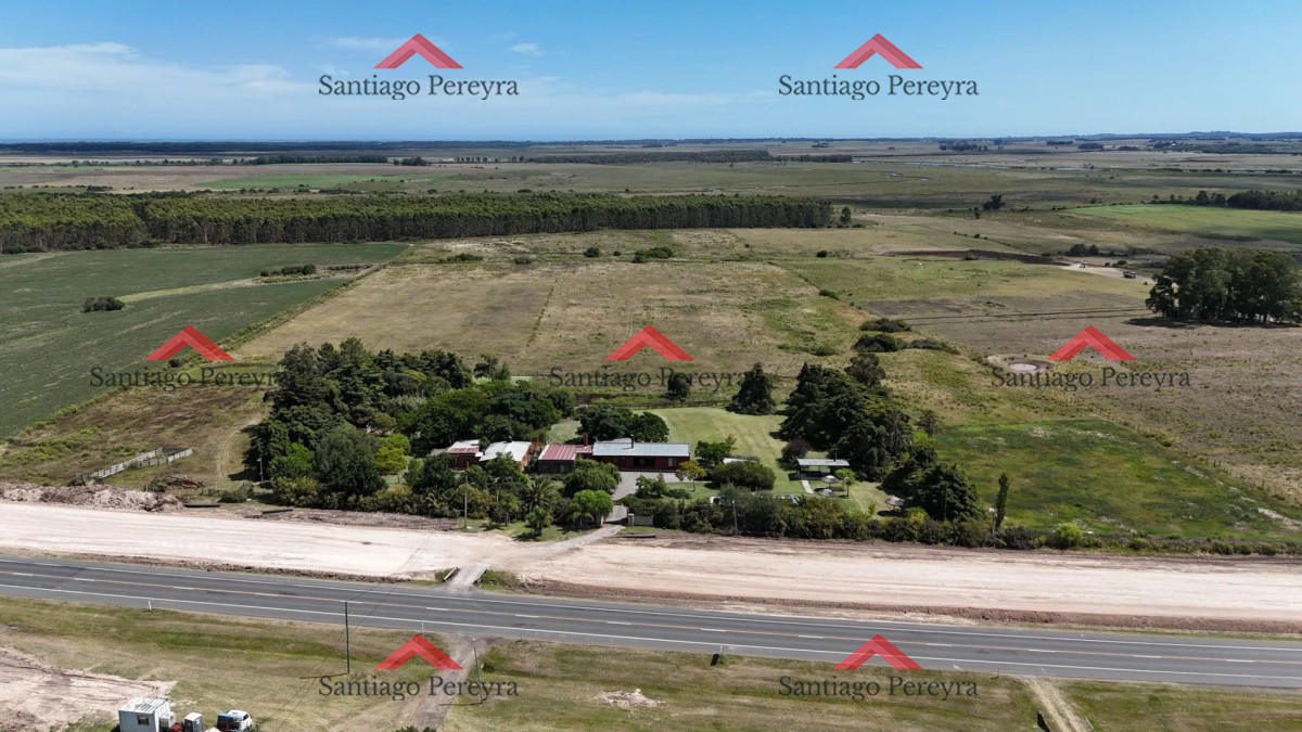 Chacra ID.16772 - OPORTUNIDAD !!!!  VENDO CHACRA DE 14 HAS QUE YA NO SE ENCUENTRAN EN LA ZONA . CANCHA DE POLO , PICADERO Y CABALLERIZAS 