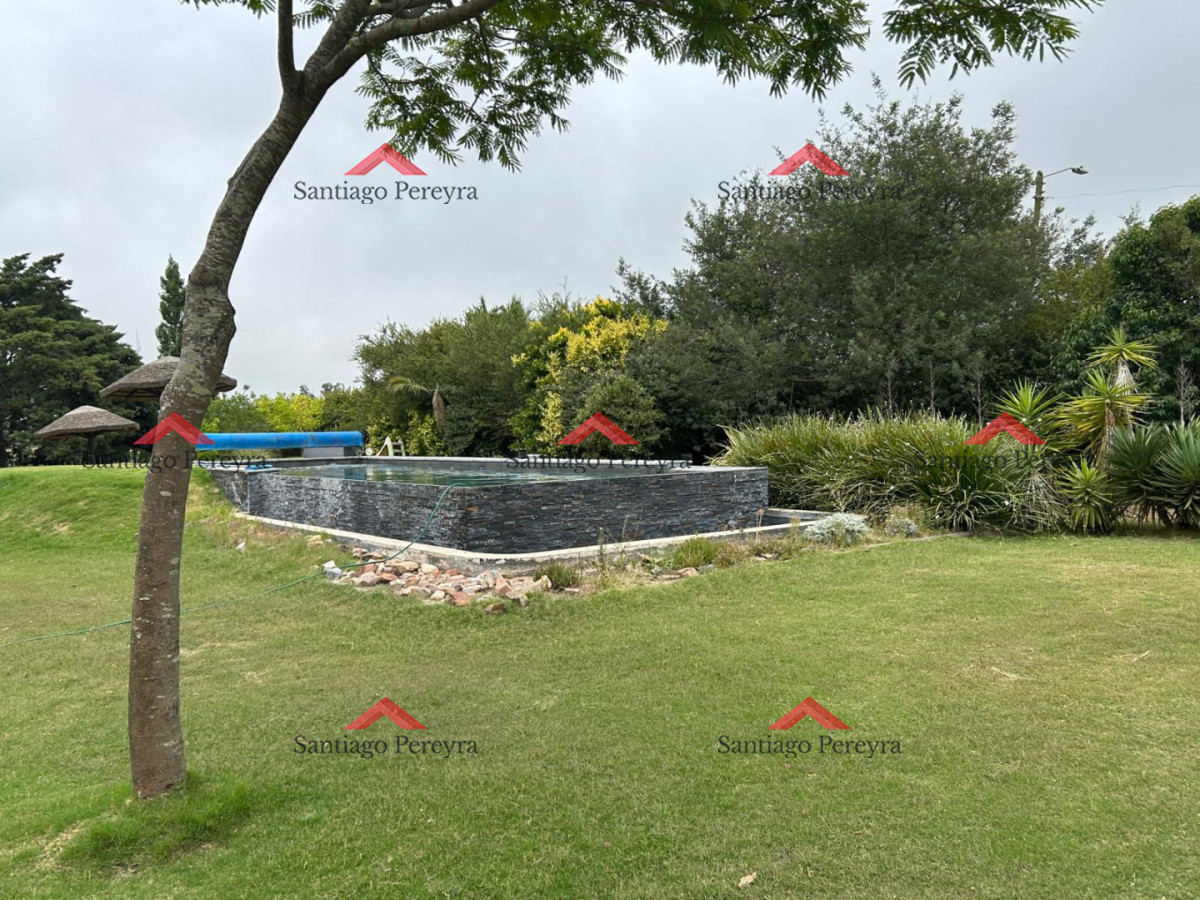 Chacra ID.16772 - OPORTUNIDAD !!!!  VENDO CHACRA DE 14 HAS QUE YA NO SE ENCUENTRAN EN LA ZONA . CANCHA DE POLO , PICADERO Y CABALLERIZAS 