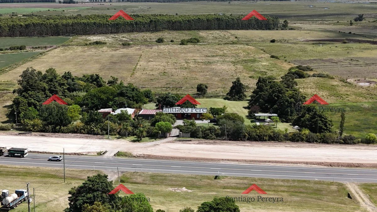 Chacra ID.16772 - OPORTUNIDAD !!!!  VENDO CHACRA DE 14 HAS QUE YA NO SE ENCUENTRAN EN LA ZONA . CANCHA DE POLO , PICADERO Y CABALLERIZAS 