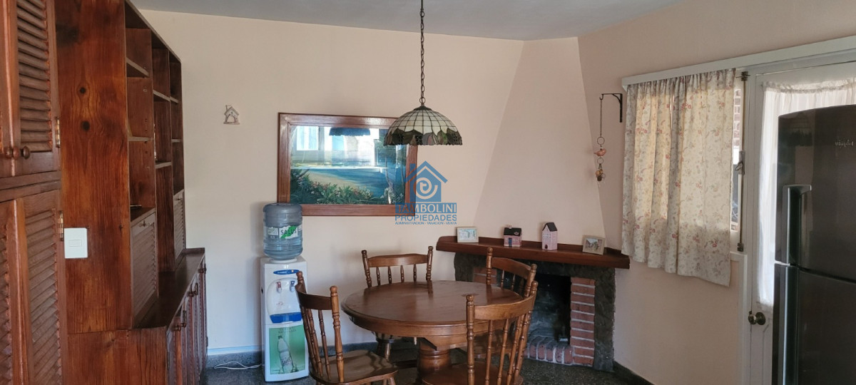 Casa ID.1285 - Casa +  2 apto para rentar + Galpon y Terreno al Fondo para construir  