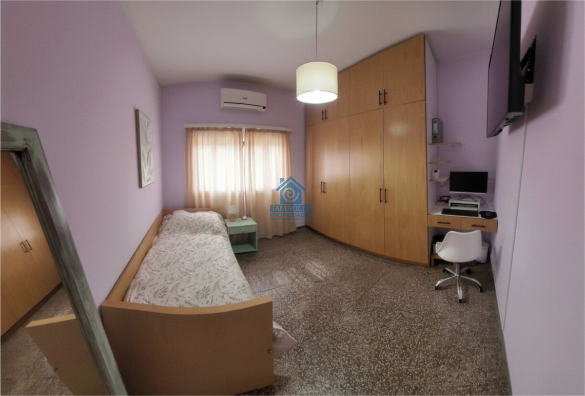 Casa ID.1285 - Casa +  2 apto para rentar + Galpon y Terreno al Fondo para construir  