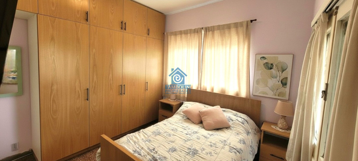 Casa ID.1285 - Casa +  2 apto para rentar + Galpon y Terreno al Fondo para construir  
