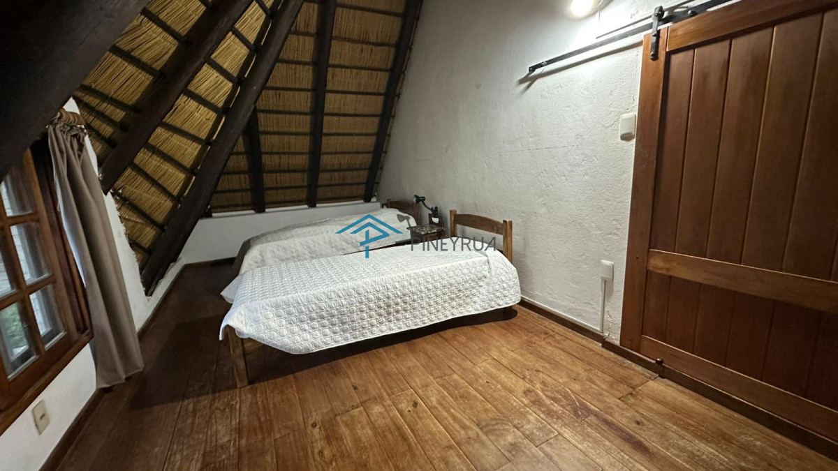Vendo Excepcional Chalet de 4 Dorm y 4 baños en San Rafael Zona del Hotel Cipriani muy valorada 