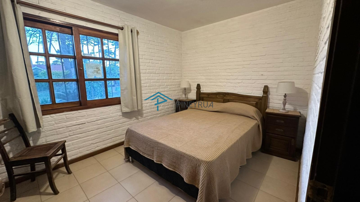 Vendo Excepcional Chalet de 4 Dorm y 4 baños en San Rafael Zona del Hotel Cipriani muy valorada 