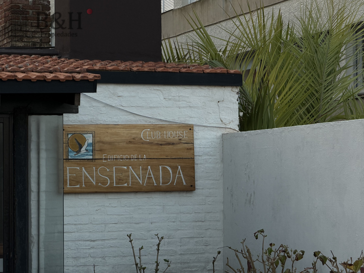 Apartamento ID.7410 - Apartamento en primera línea en Playa El Emir, Peninsula 