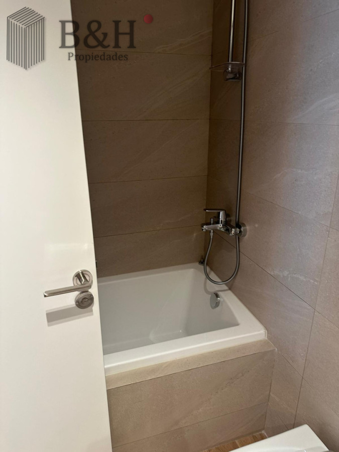 Apartamento ID.7607 - APARTAMENTO TORRE TRUMP 2 DORM. Y 3 BAÑOS 