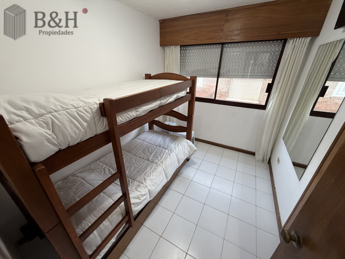 Apartamento ID.7410 - Apartamento en primera línea en Playa El Emir, Peninsula 