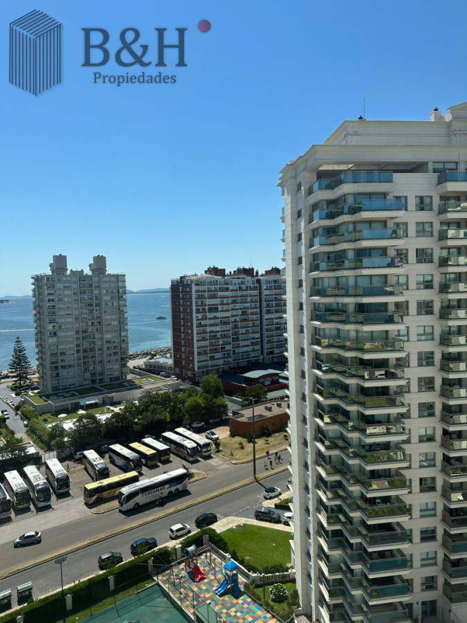Apartamento ID.8070 - Torre Imperiale Exclusivo Apartamento de Gran Categoría con 4 Dormitorios, Servicio y 6 Baños
