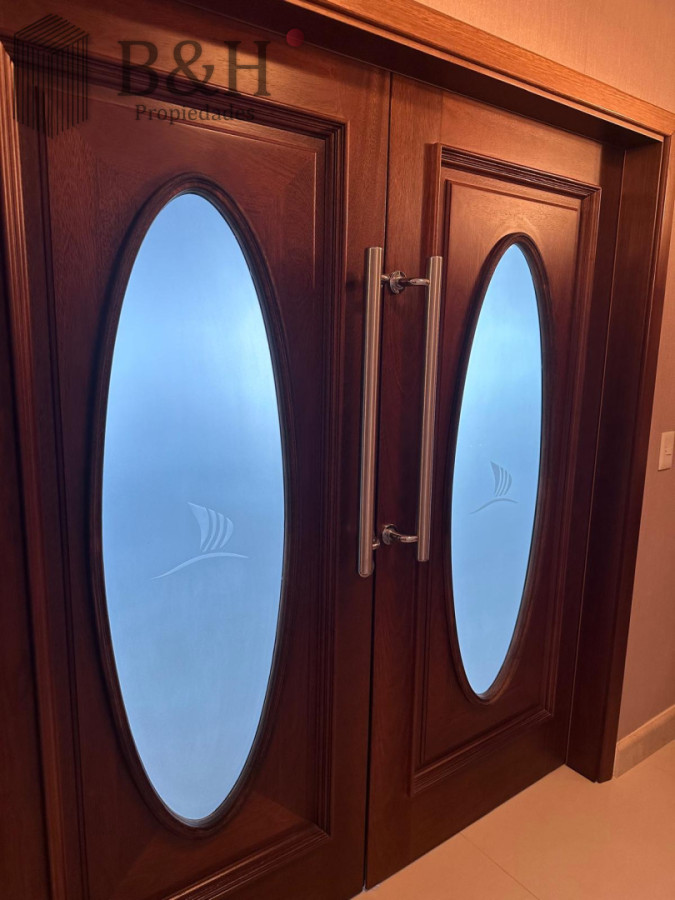 Apartamento ID.8069 - Edificio Puerto Punta -Exclusivo Apartamento 4 Dormitorios + Servicio Completo