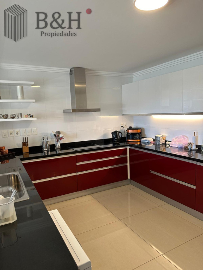 Apartamento ID.8069 - Edificio Puerto Punta -Exclusivo Apartamento 4 Dormitorios + Servicio Completo