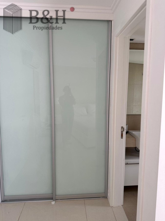 Apartamento ID.8069 - Edificio Puerto Punta -Exclusivo Apartamento 4 Dormitorios + Servicio Completo