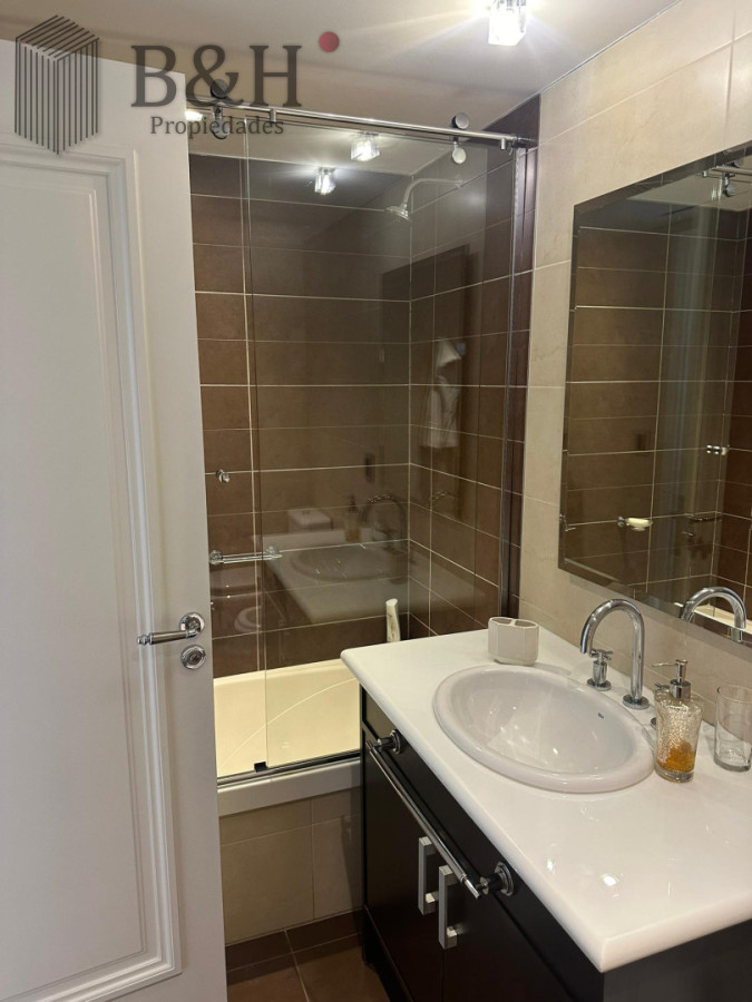 Apartamento ID.8070 - Torre Imperiale Exclusivo Apartamento de Gran Categoría con 4 Dormitorios, Servicio y 6 Baños