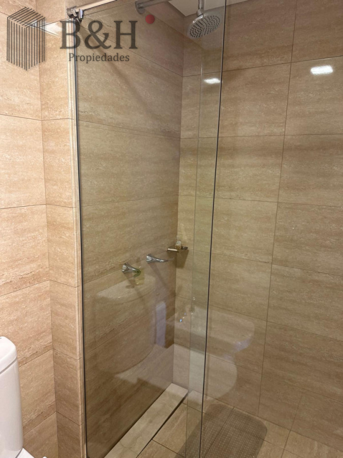 Apartamento ID.8069 - Edificio Puerto Punta -Exclusivo Apartamento 4 Dormitorios + Servicio Completo