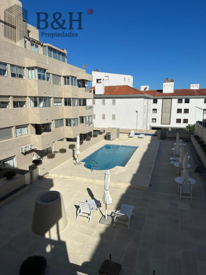 Apartamento ID.6594 - Oportunidad Apartamento en Edificio Porto Santo de 3 dorm. y 3 baños
