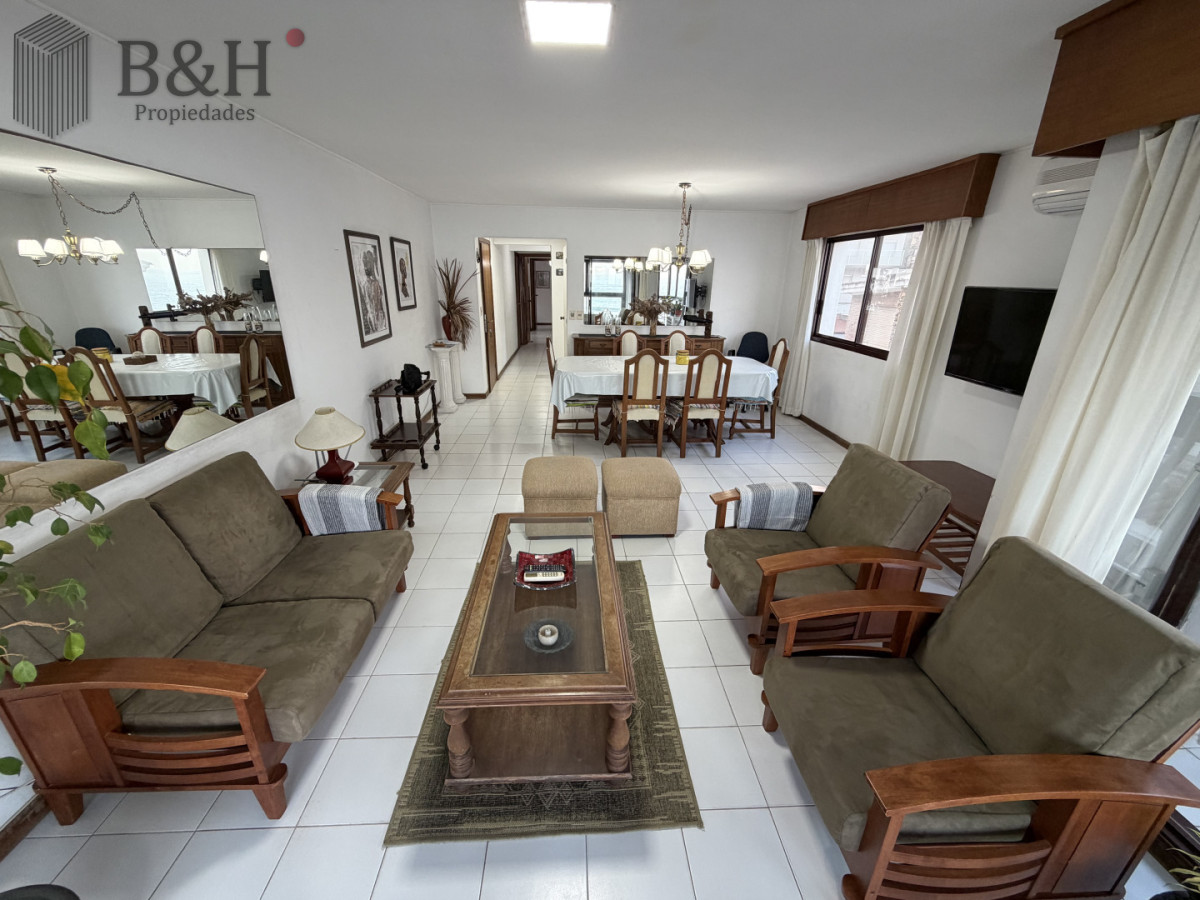 Apartamento ID.7410 - Apartamento en primera línea en Playa El Emir, Peninsula 