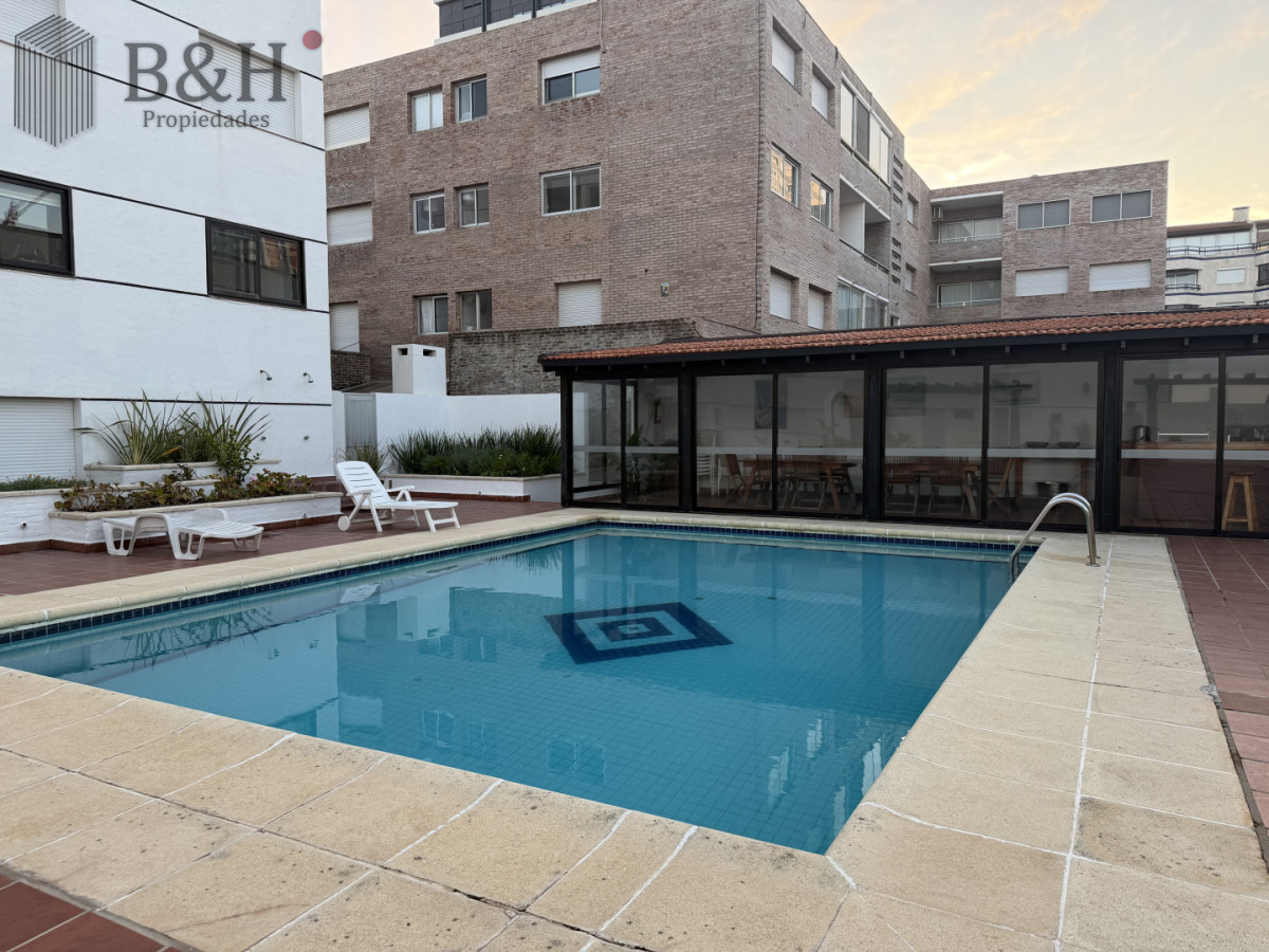 Apartamento ID.7410 - Apartamento en primera línea en Playa El Emir, Peninsula 