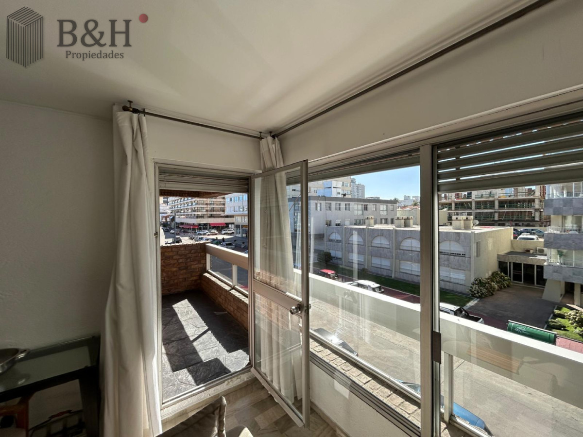 Apartamento ID.6594 - Oportunidad Apartamento en Edificio Porto Santo de 3 dorm. y 3 baños