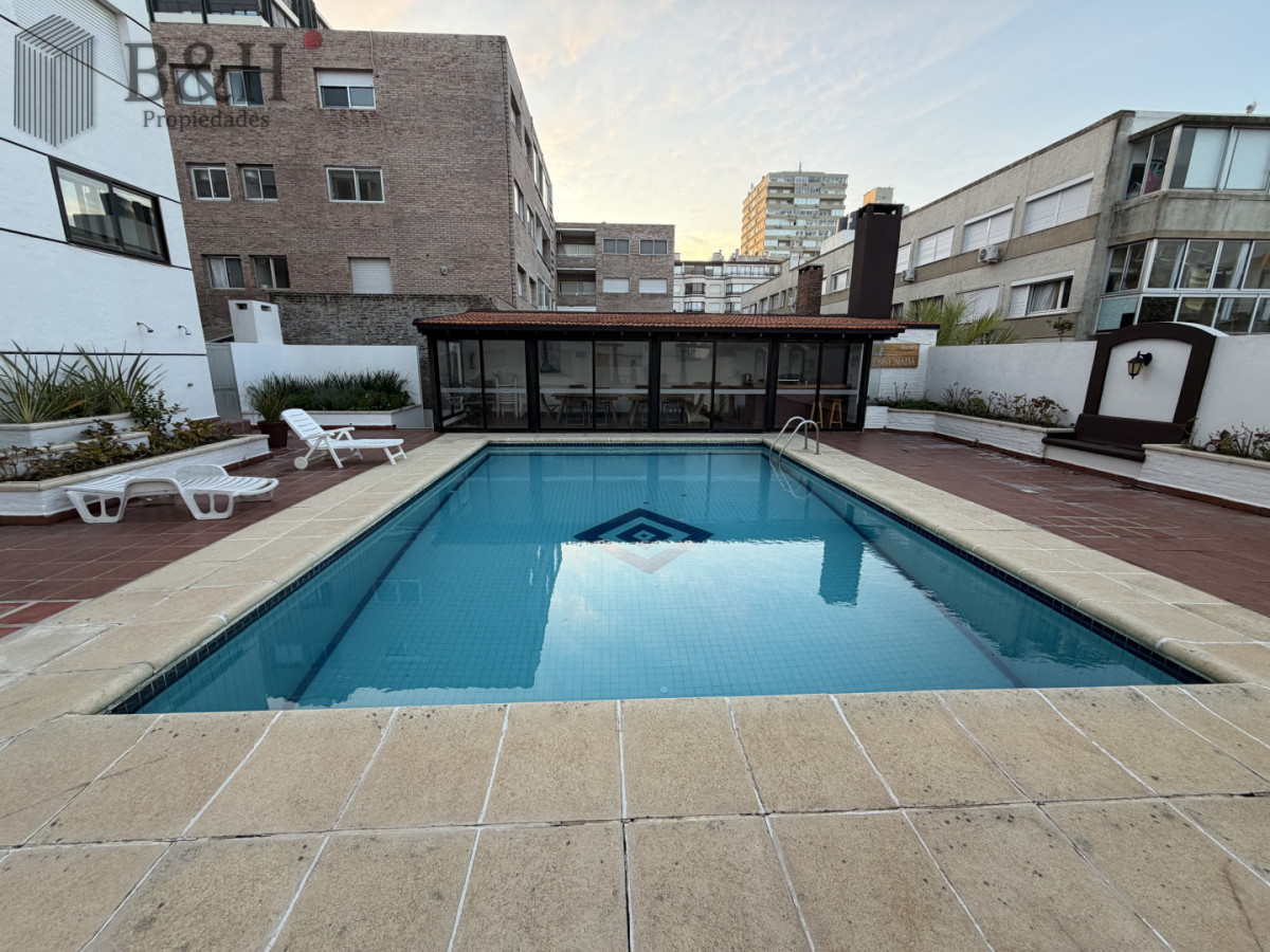 Apartamento ID.7410 - Apartamento en primera línea en Playa El Emir, Peninsula 