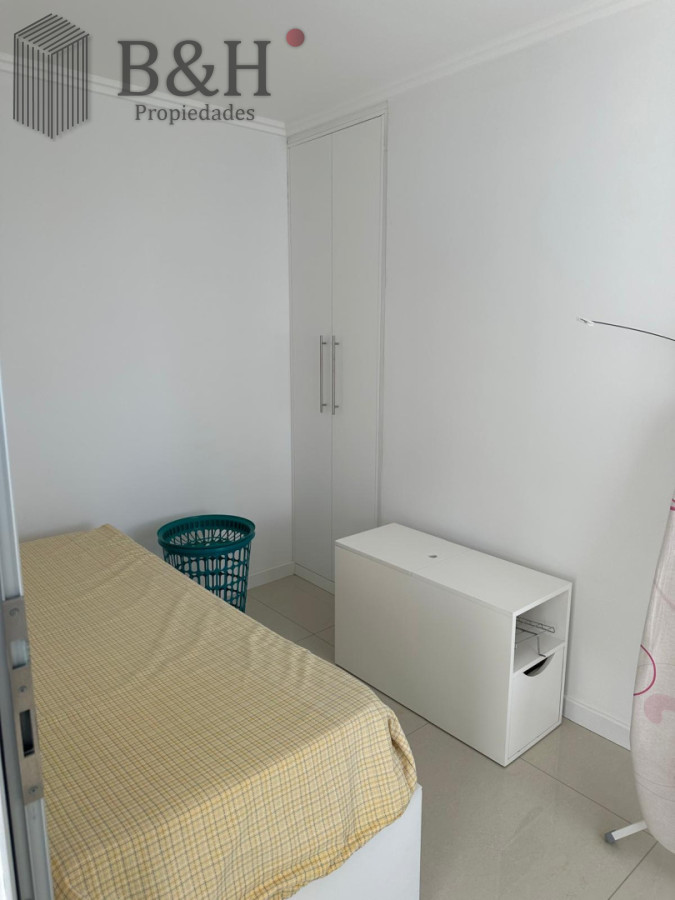 Apartamento ID.8069 - Edificio Puerto Punta -Exclusivo Apartamento 4 Dormitorios + Servicio Completo