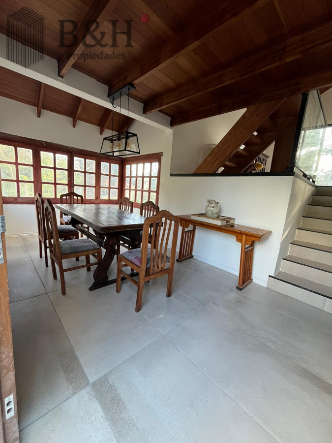 Casa ID.6602 - ALQUILO CASA DE 3 DORM. Y 3 BAÑOS  EN PARADA 38 A UNA CUADRA Y MEDIA DEL MAR
