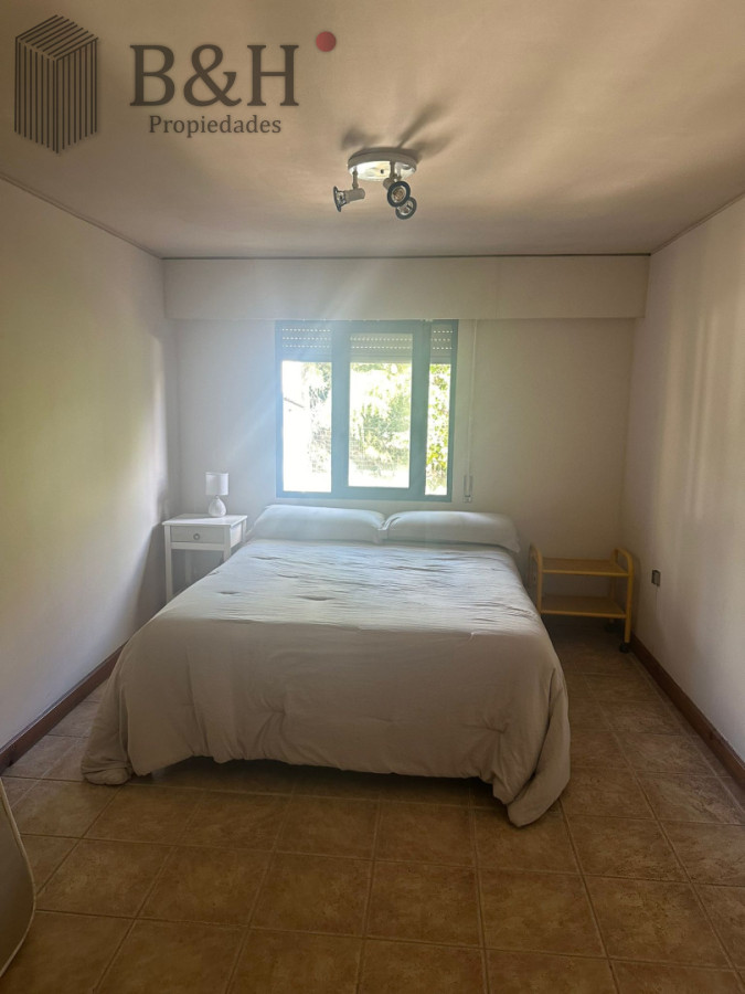 Casa ID.7651 -  CASA EN NUEVO CANTEGRIL 5 DORMITORIOS Y 5 BAÑOS EXCELENTE CONSTRUCCION