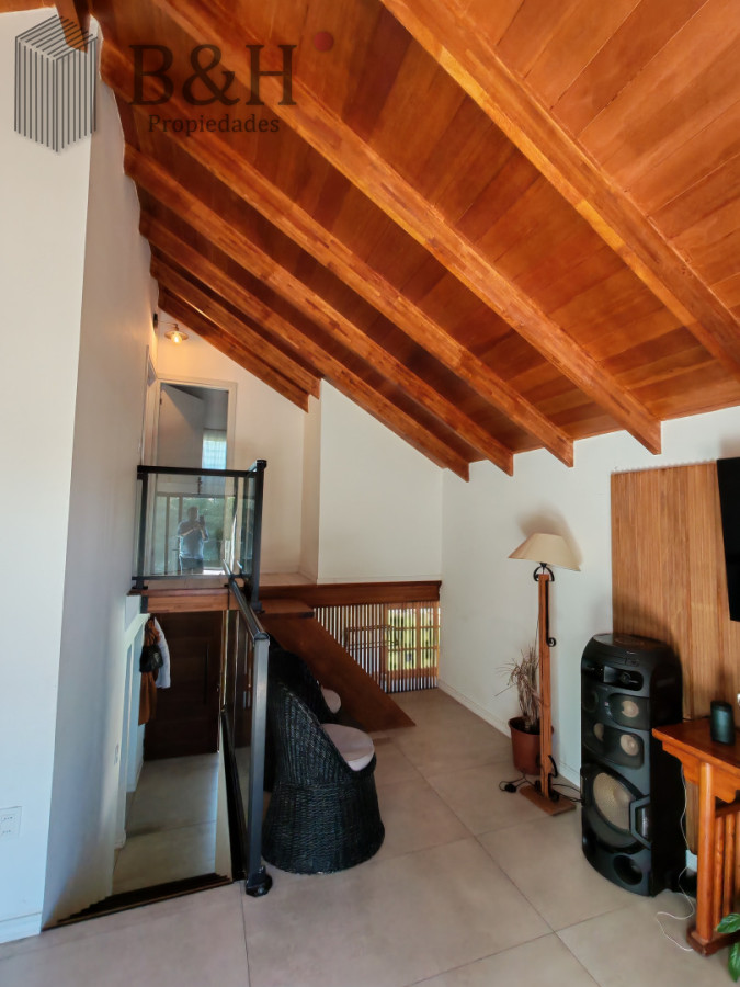 Casa ID.6602 - ALQUILO CASA DE 3 DORM. Y 3 BAÑOS  EN PARADA 38 A UNA CUADRA Y MEDIA DEL MAR