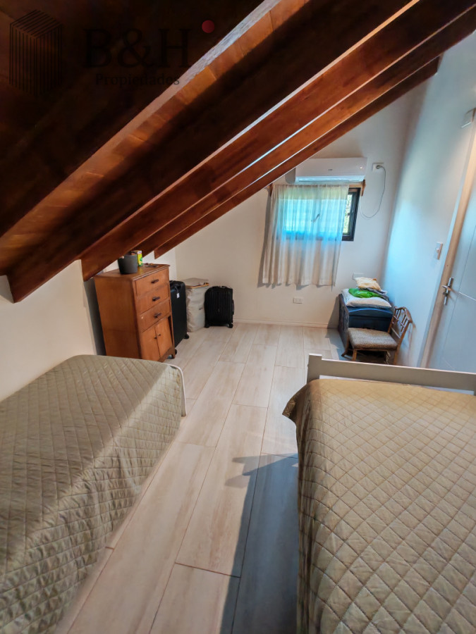 Casa ID.6602 - ALQUILO CASA DE 3 DORM. Y 3 BAÑOS  EN PARADA 38 A UNA CUADRA Y MEDIA DEL MAR