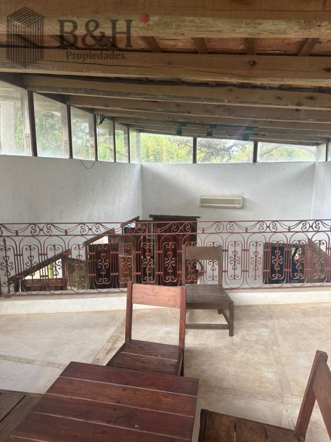 Casa ID.7651 -  CASA EN NUEVO CANTEGRIL 5 DORMITORIOS Y 5 BAÑOS EXCELENTE CONSTRUCCION