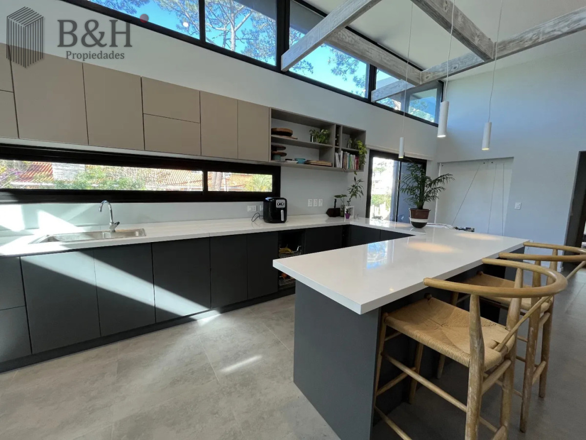 Casa ID.7191 - CASA LUGANO CERCA PUNTA SHOPPING