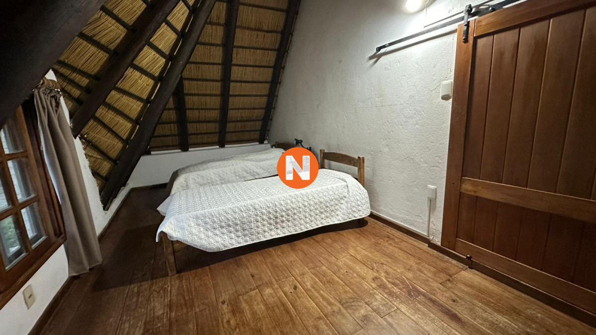 Casa Ref.225219 - Vendo Excepcional Chalet de 4 Dorm y 4 baños en San Rafael Zona del Hotel Cipriani muy valorada 