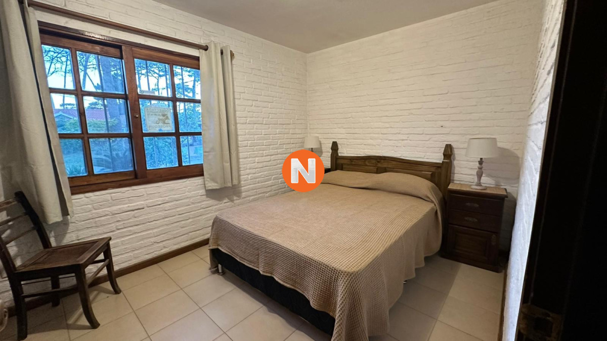 Casa Ref.225219 - Vendo Excepcional Chalet de 4 Dorm y 4 baños en San Rafael Zona del Hotel Cipriani muy valorada 