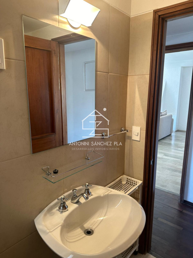 Apartamento ID.4437 - Edificio Porto Santo - Punta del Este Apartamento de 3 Dormitorios y 3 baños 